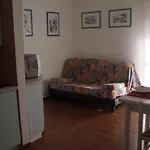 Апартаменти Cozy Flat Perfect For Families Next To The Бібіоне