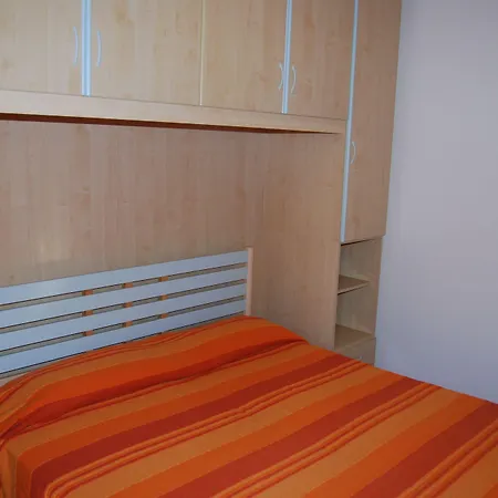 Cozy Flat Perfect For Families Next To The * Бібіоне