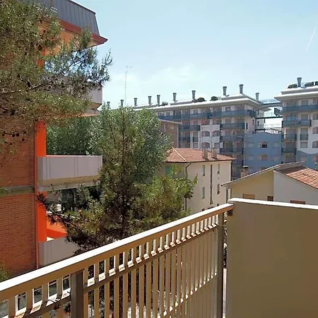 Apartment Cozy Flat Perfect For Families Next To The