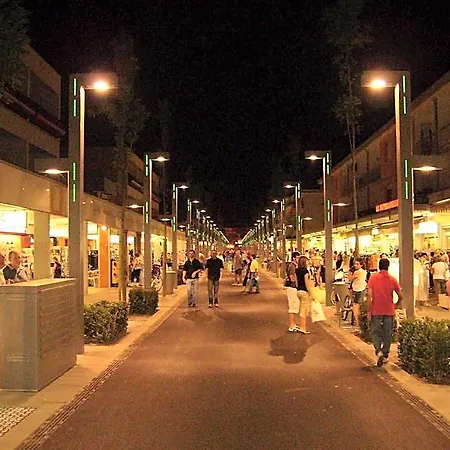 Cozy Flat Perfect For Families Next To The Apartment Bibione