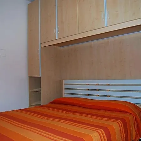 Cozy Flat Perfect For Families Next To The *