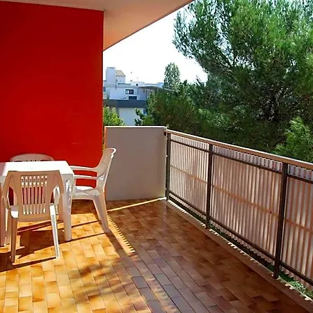 Cozy Flat Perfect For Families Next To The Apartment