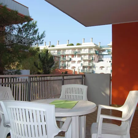 Cozy Flat Perfect For Families Next To The * Бібіоне