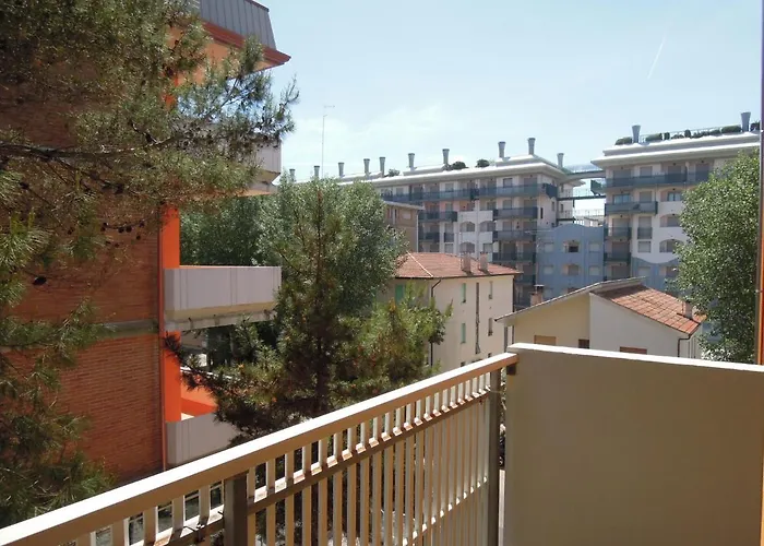 Cozy Flat Perfect For Families Next To The